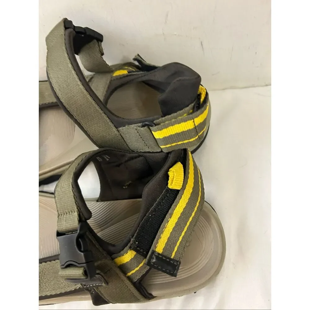 Ozark Trails Outdoor Men’s sandals size‎ 8 gray yellow